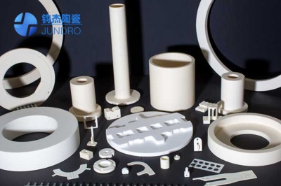 氧化鋁陶瓷如何勝過金屬？